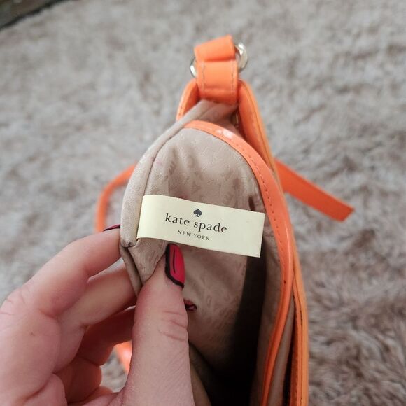 Kate Spade Darby Metro Spade Laser Cut Crossbody Bag Orange - Picture 9 of 14